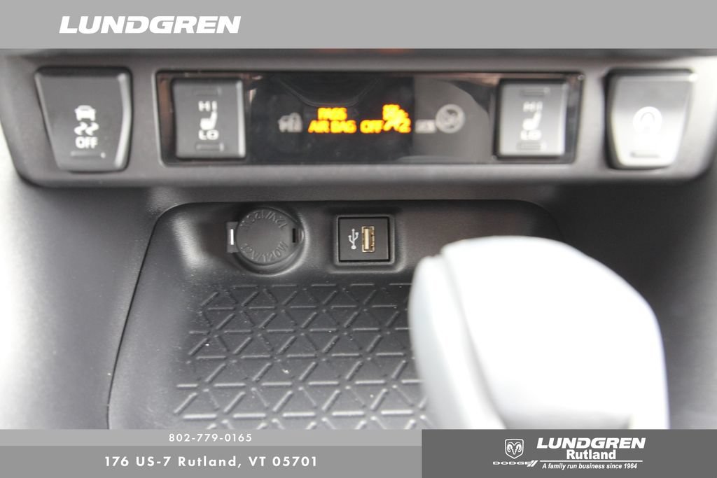 Used 2025 Toyota RAV4 XLE w/ Convenience Package AWD/4WD image 37