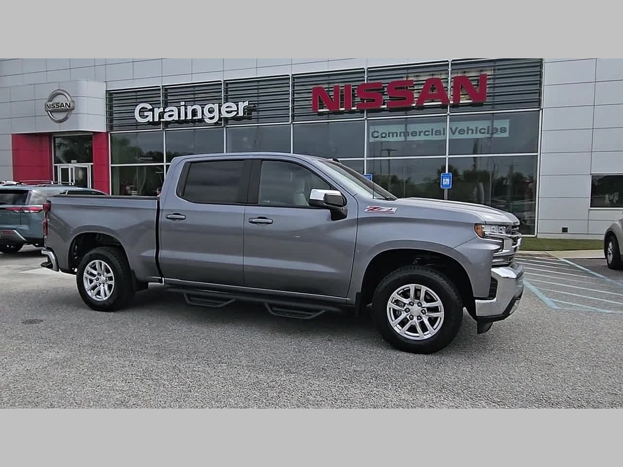 Used 2019 Chevrolet Silverado 1500 LT w/ All-Star Edition AWD/4WD image 40