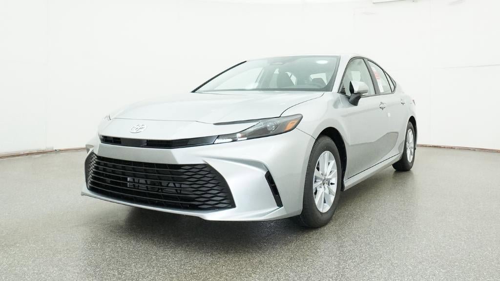 New 2026 Toyota Camry LE FWD image 32