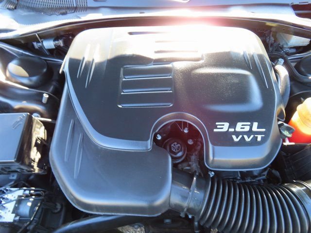 Used 2021 Dodge Charger SXT w/ Leather Interior Group image 39