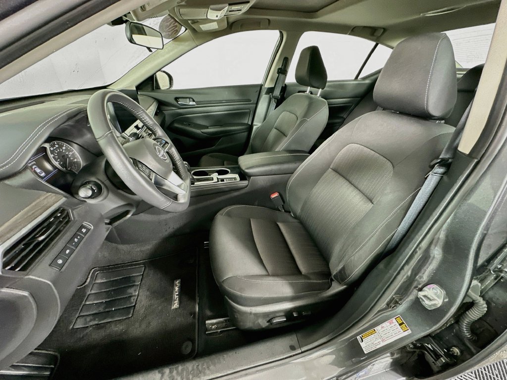 Certified 2024 Nissan Altima 2.5 SV w/ SV Premium Package AWD/4WD image 31