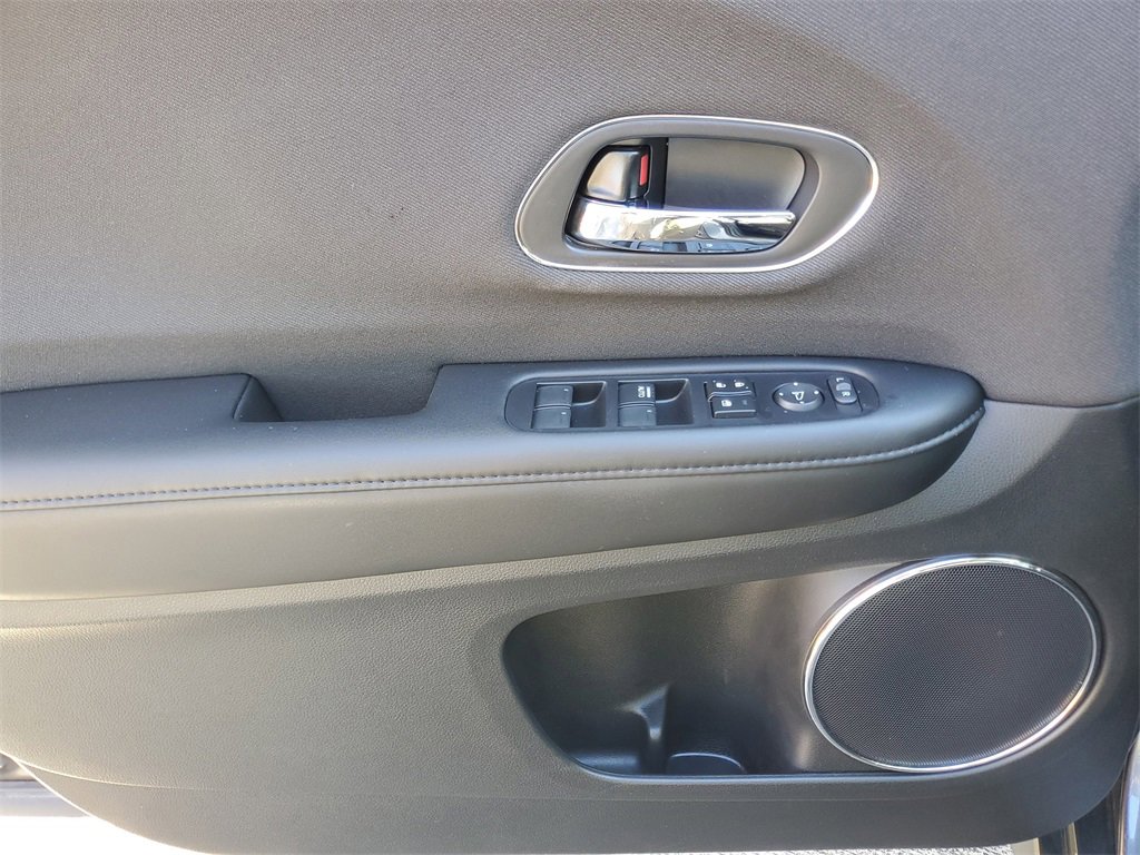 Used 2022 Honda HR-V EX image 18