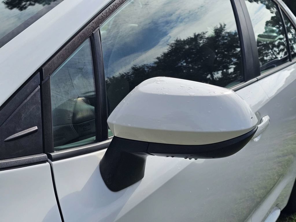 Used 2022 Toyota Corolla LE FWD image 26