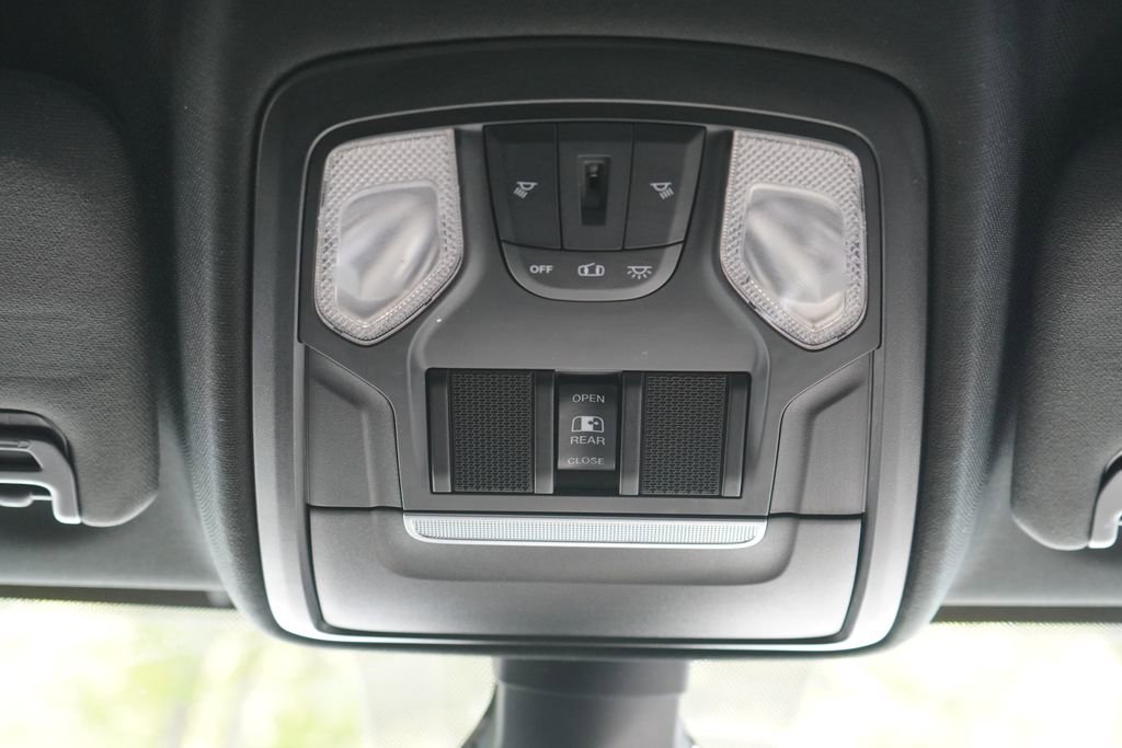 Used 2019 RAM 3500 Big Horn AWD/4WD image 30