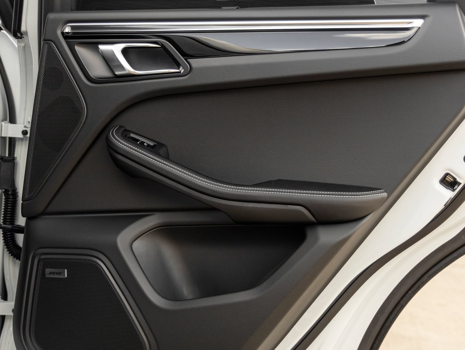 New 2026 Porsche Macan S AWD/4WD image 39