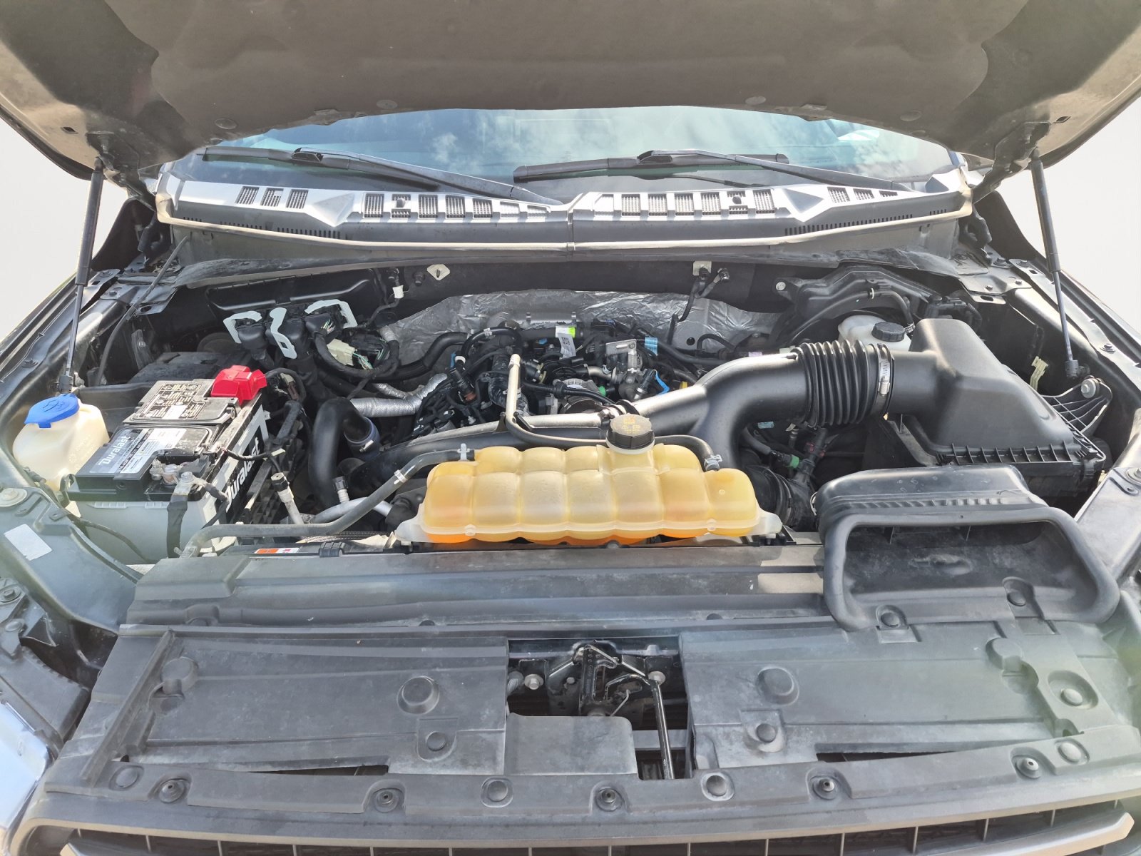 Used 2018 Ford F150 XLT w/ Equipment Group 302A Luxury AWD/4WD image 29