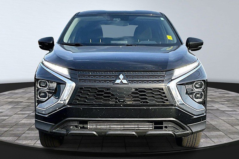 Used 2024 Mitsubishi Eclipse Cross LE image 3