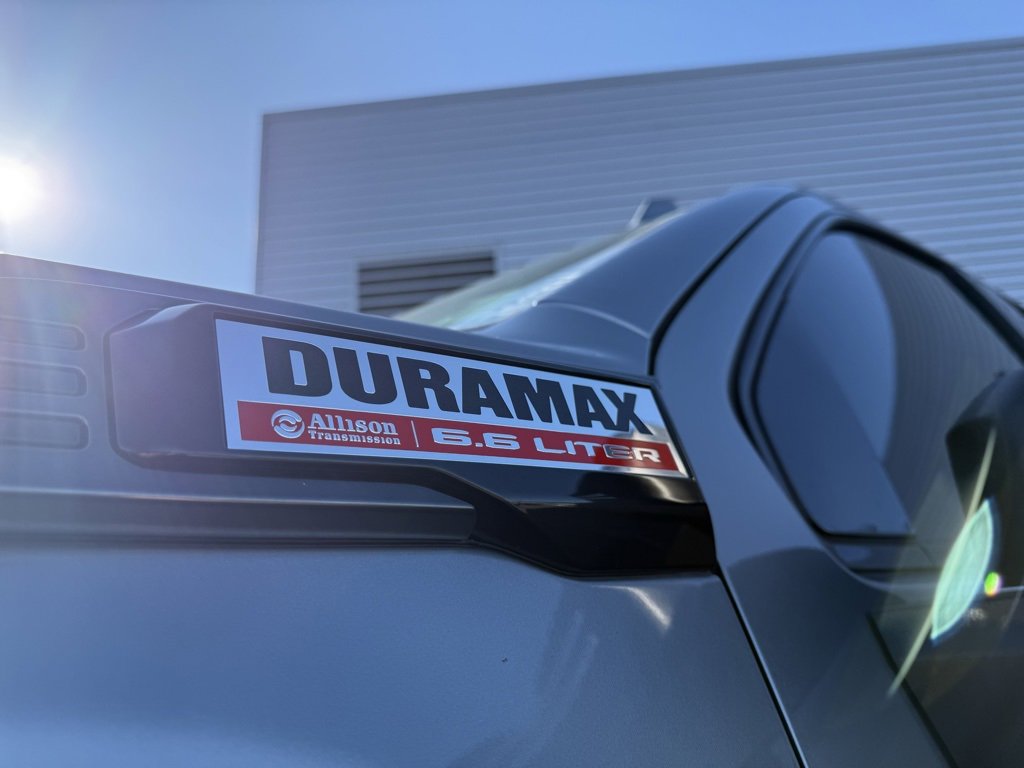 Used 2024 GMC Sierra 2500 AT4 w/ AT4 Preferred Package image 5