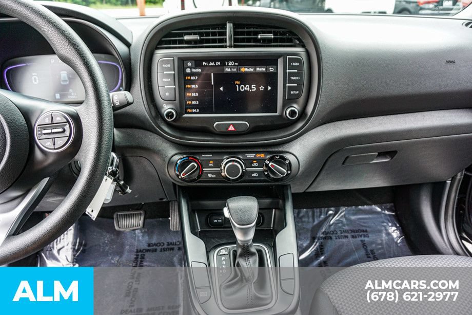 Used 2025 Kia Soul LX w/ LX Technology Package FWD image 38