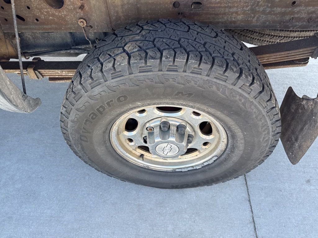 Used 2006 Chevrolet Silverado 2500 LT w/ Onstar Plus Package image 9