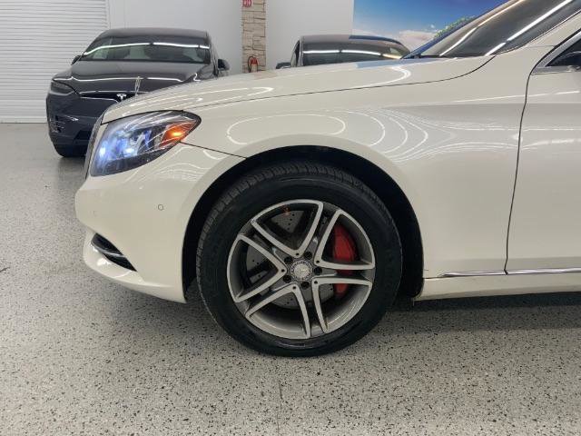 Used 2016 Mercedes-Benz S 550 4MATIC Sedan image 33