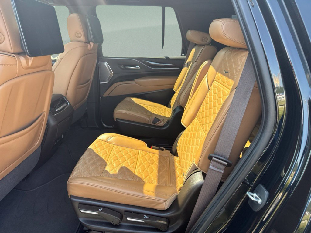 Used 2023 Cadillac Escalade Sport w/ Touring Package AWD/4WD image 12