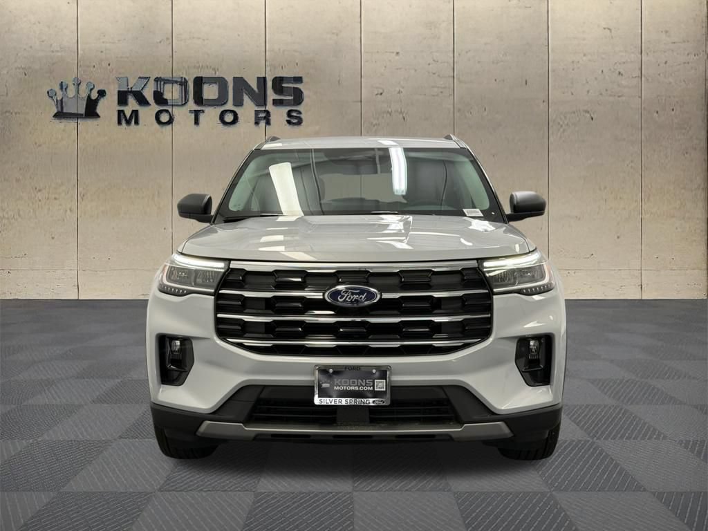 New 2026 Ford Explorer Active w/ Active Comfort Package AWD/4WD image 3