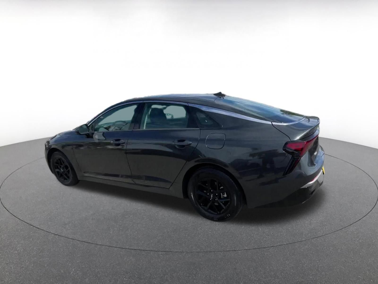 Used 2025 Kia K5 LXS FWD image 10