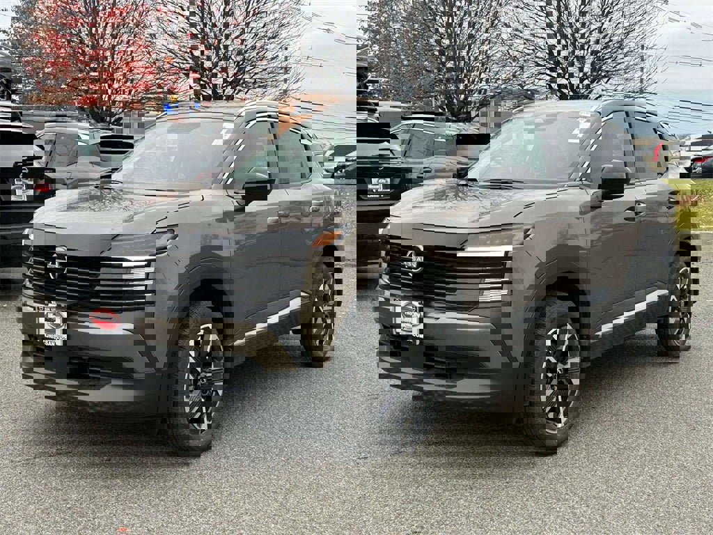 New 2026 Nissan Kicks SV w/ SV Premium Package image 2