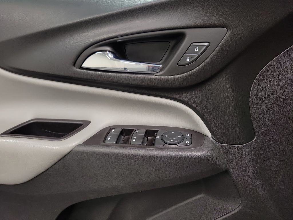 Used 2019 Chevrolet Equinox LS FWD image 27