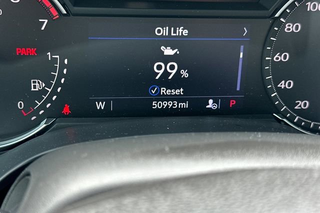 Certified 2023 Cadillac CT4 Luxury w/ Sun And Sound Package image 27