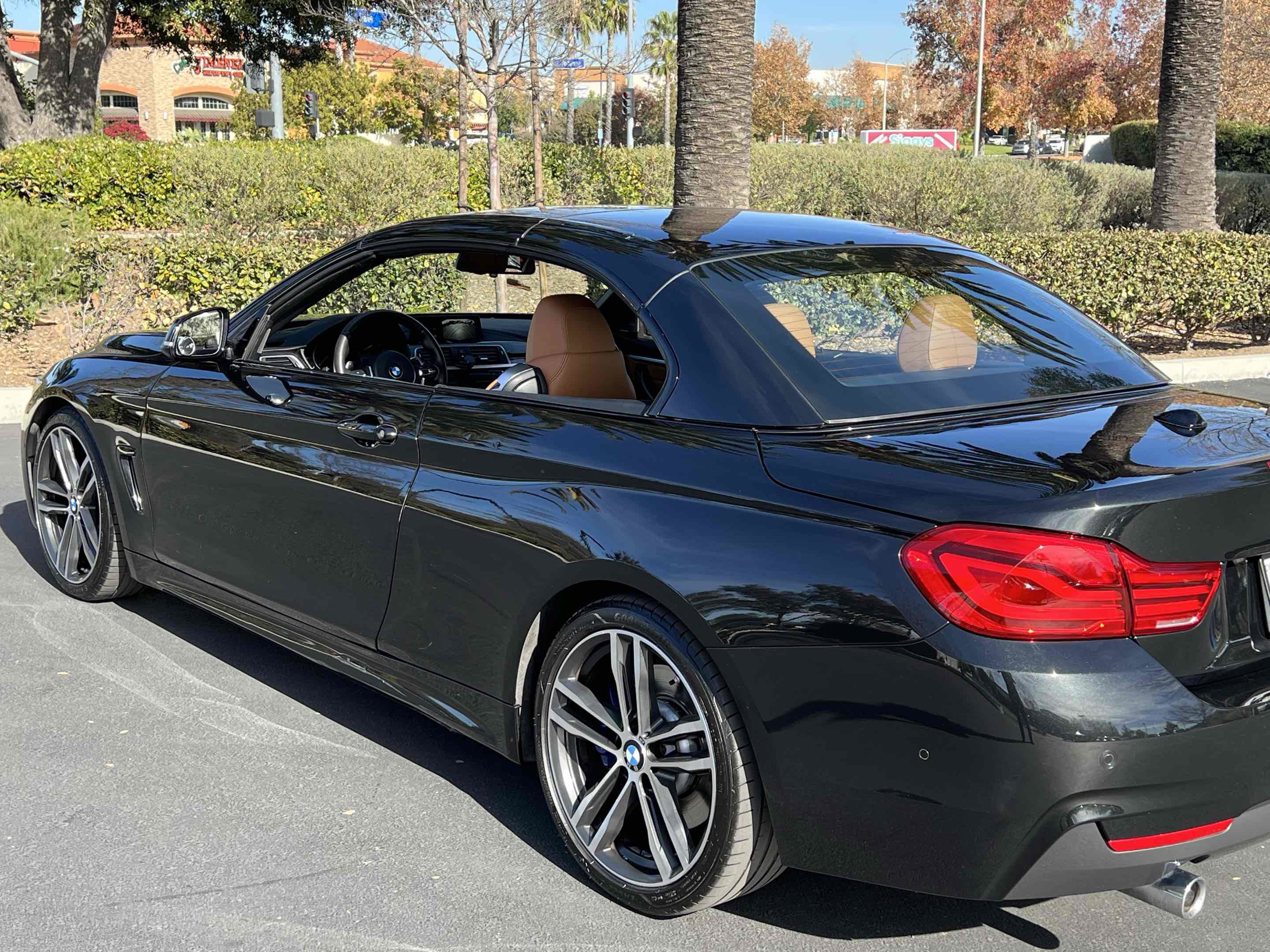 Used 2019 BMW 440i Convertible image 36