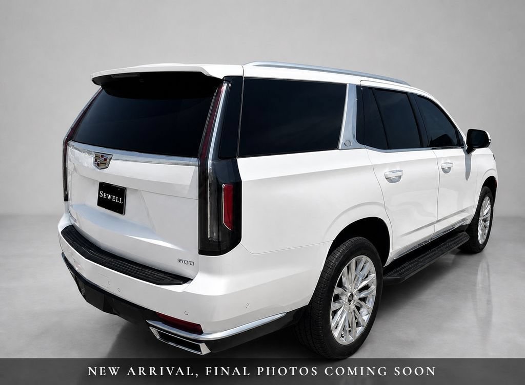 Used 2023 Cadillac Escalade Premium Luxury w/ LPO, Floor Liner Package AWD/4WD image 5