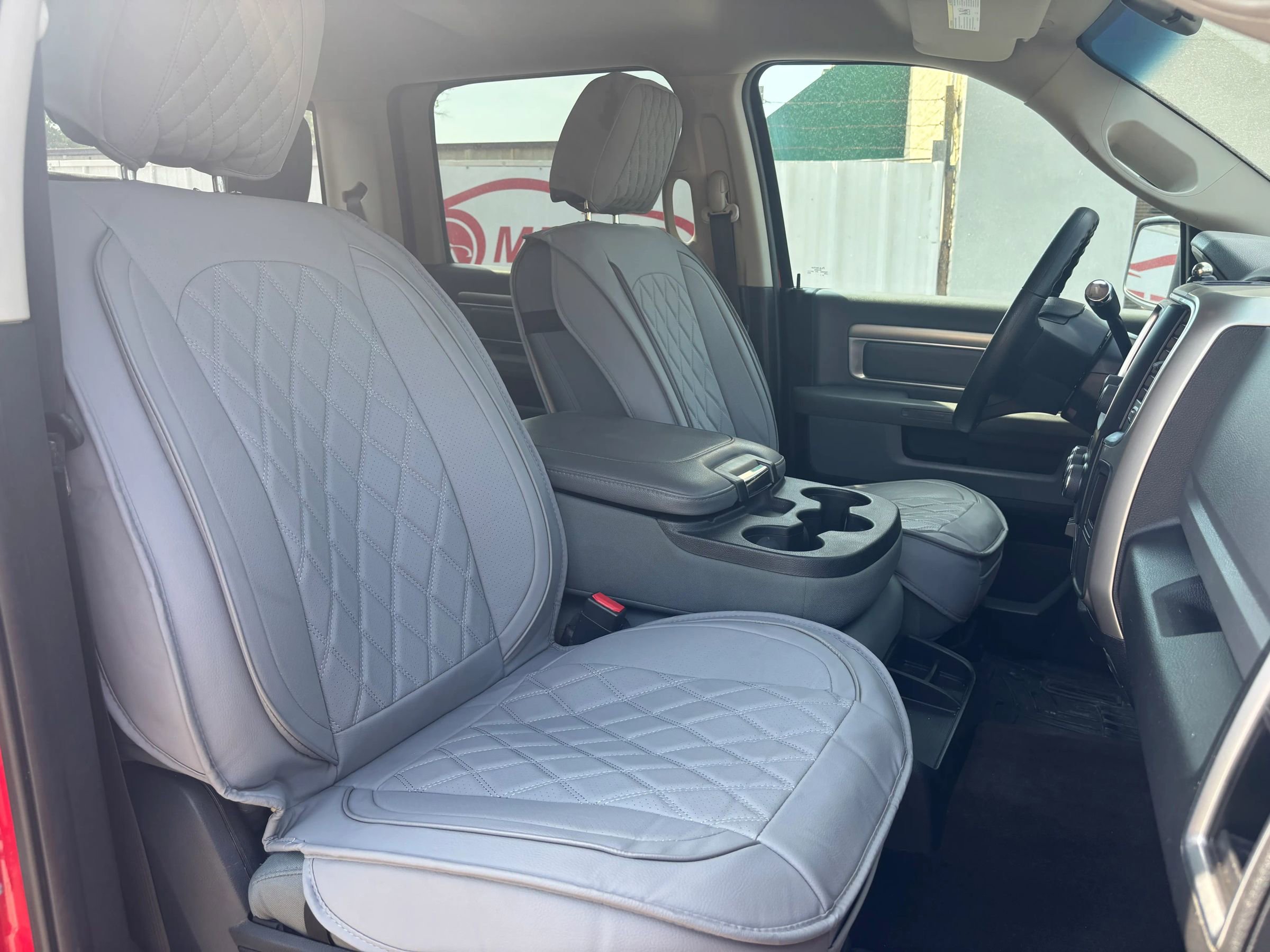 Used 2017 RAM 2500 SLT image 13