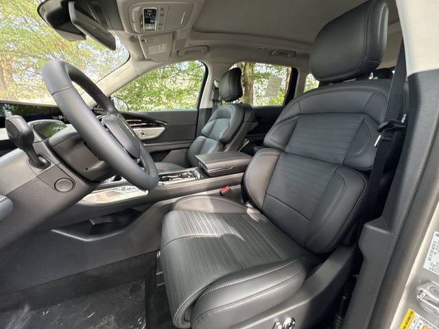 New 2026 Lincoln Nautilus Reserve AWD/4WD image 11