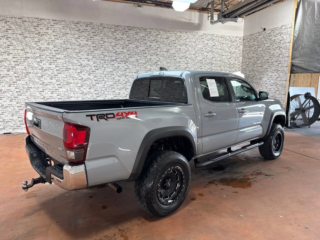 Used 2019 Toyota Tacoma TRD Off-Road AWD/4WD image 7