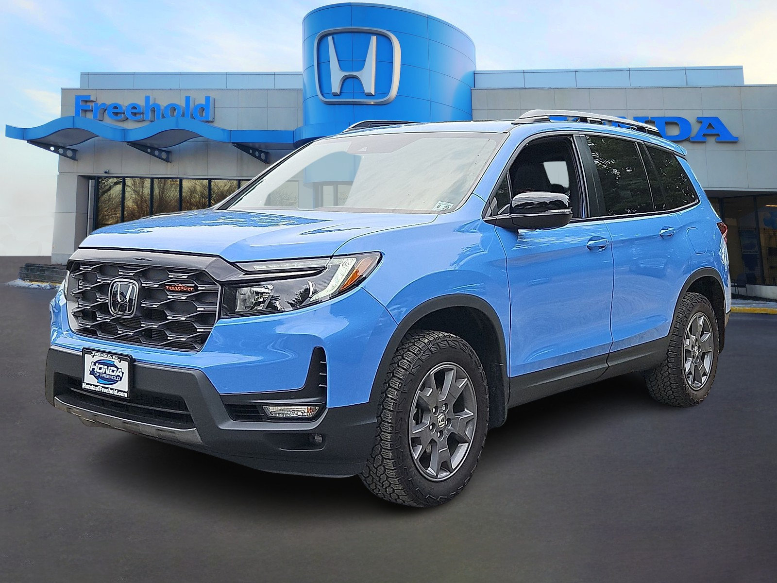 Used 2024 Honda Passport TrailSport image 3