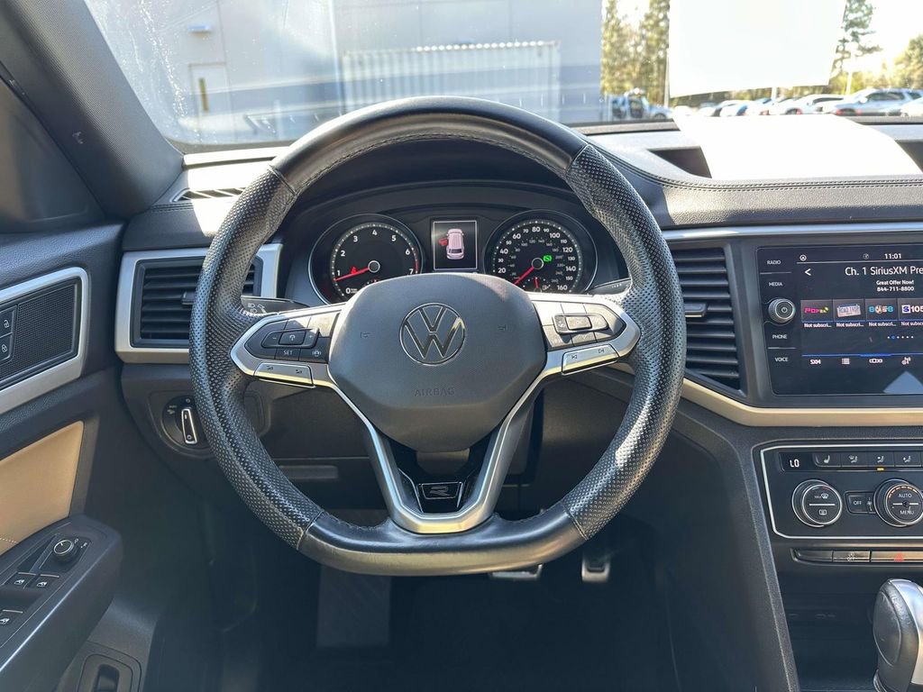 Used 2021 Volkswagen Atlas Cross Sport SE image 12