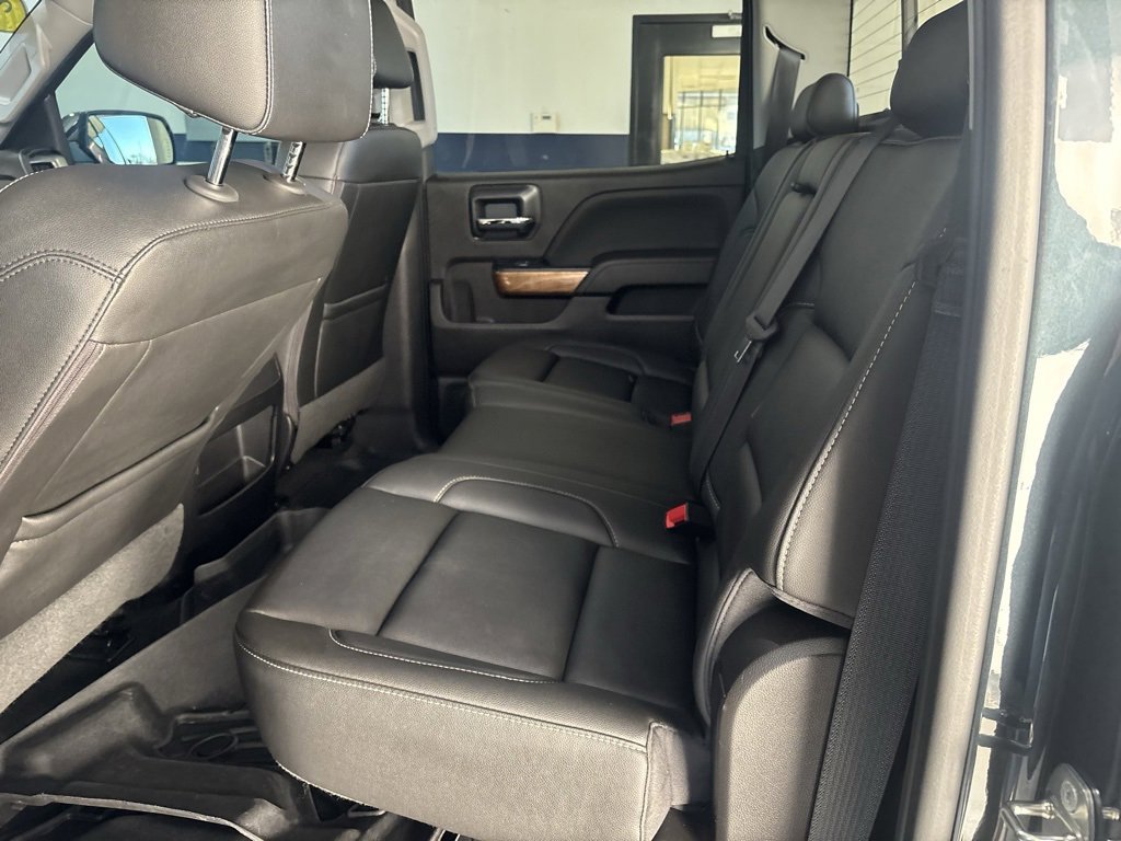 Used 2018 Chevrolet Silverado 1500 LTZ image 30