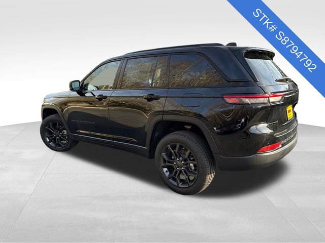 New 2025 Jeep Grand Cherokee Limited image 5