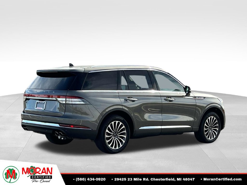 Used 2023 Lincoln Aviator AWD w/ Premium Package image 5