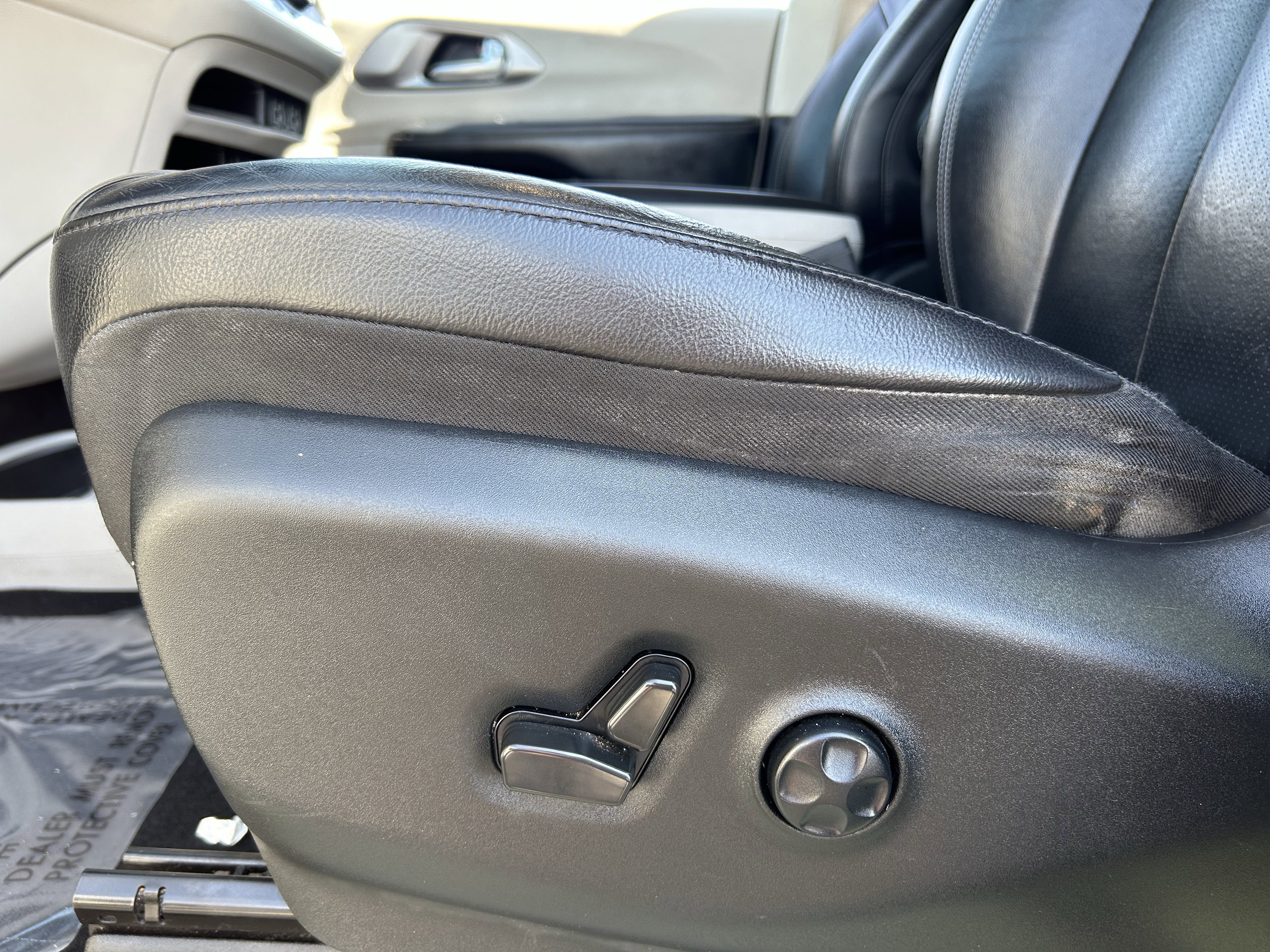 Certified 2022 Chrysler Pacifica Touring-L image 22