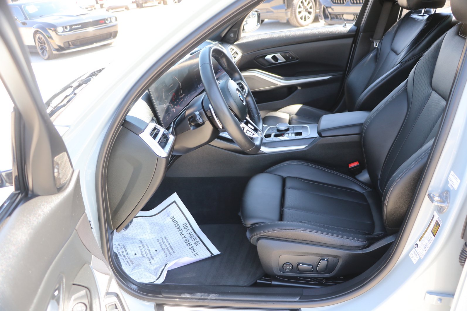 Used 2025 BMW 330i Sedan RWD image 13