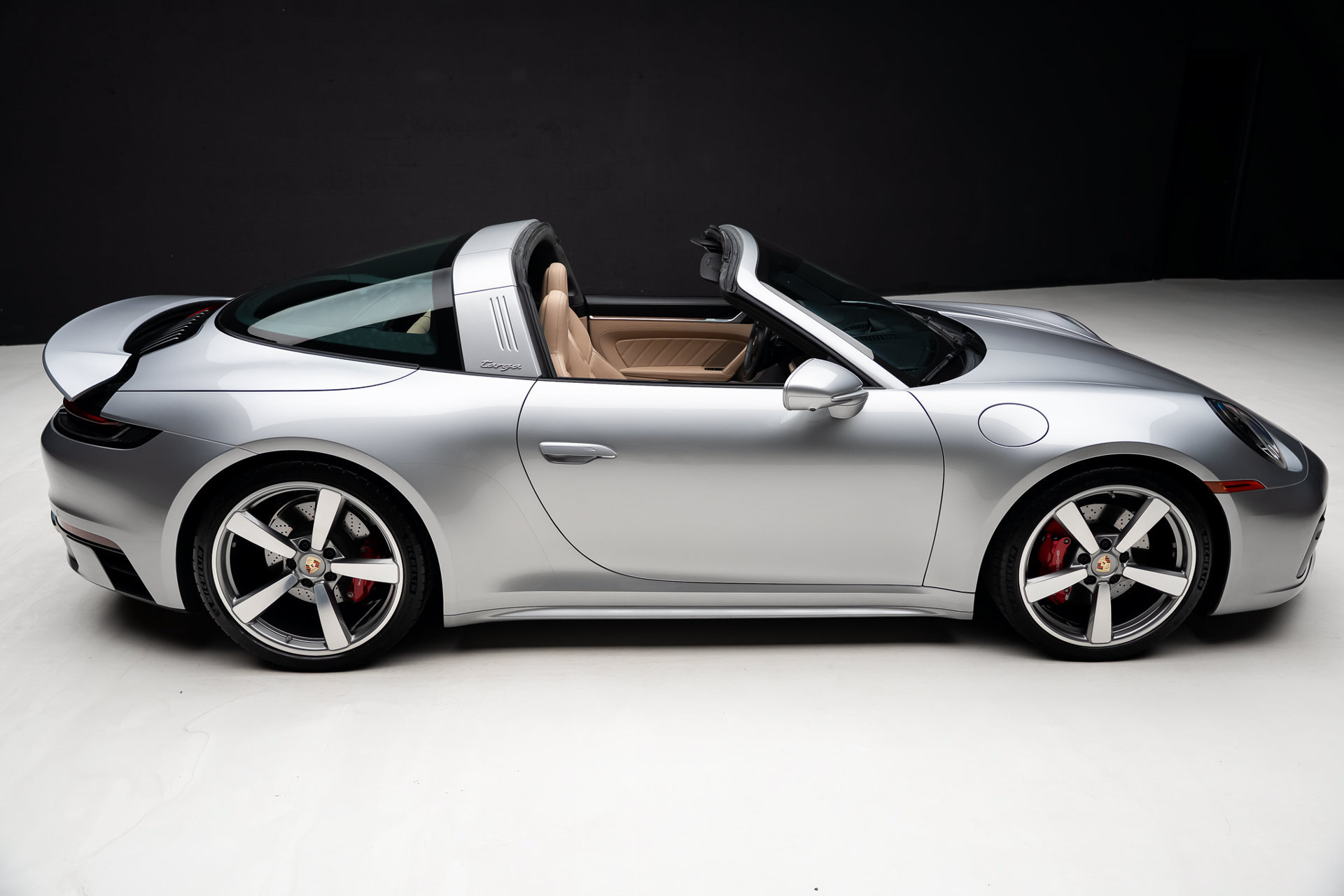 Used 2023 Porsche 911 AWD/4WD image 37
