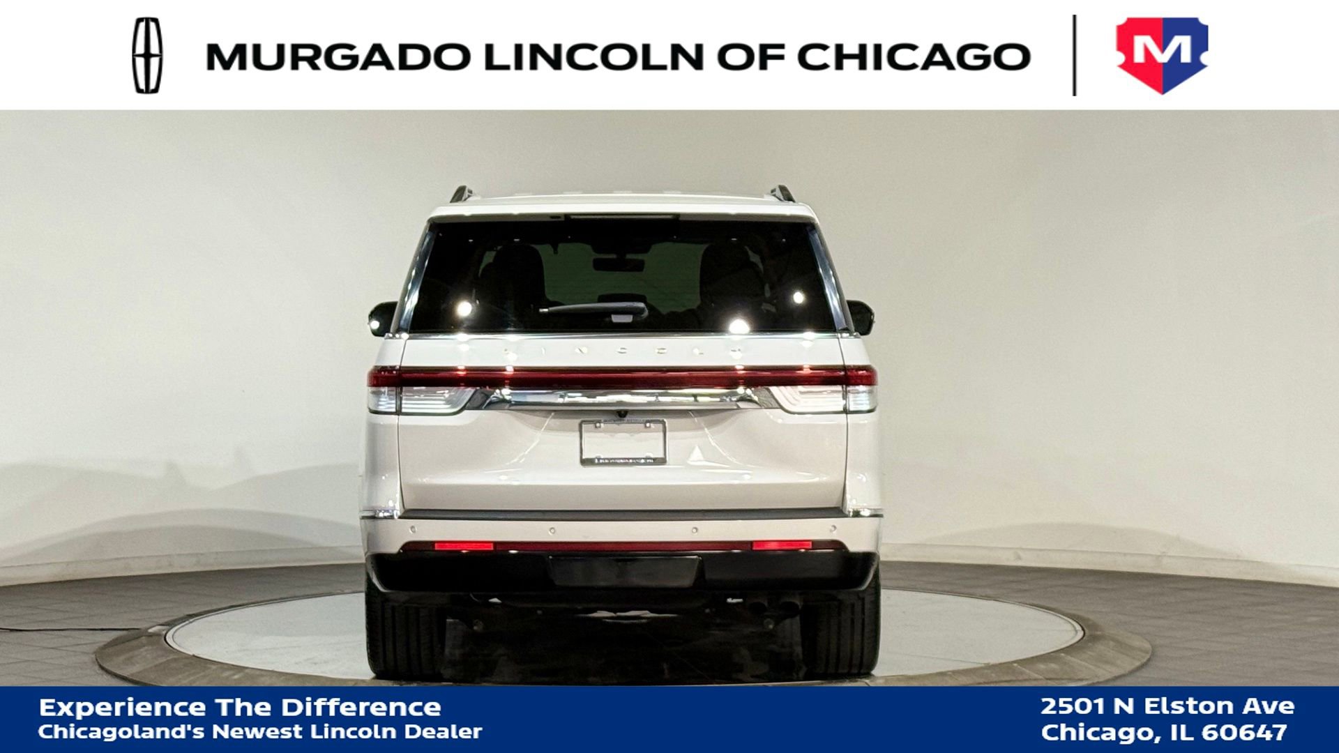 Used 2023 Lincoln Navigator Reserve AWD/4WD image 7