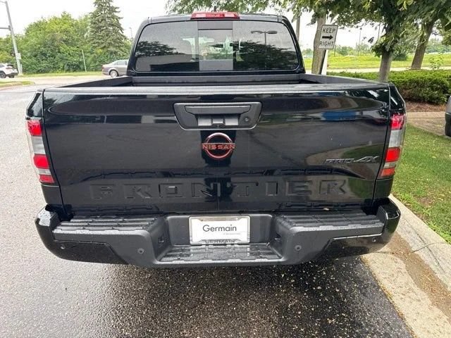 Used 2024 Nissan Frontier PRO-4X w/ Technology Package AWD/4WD image 9