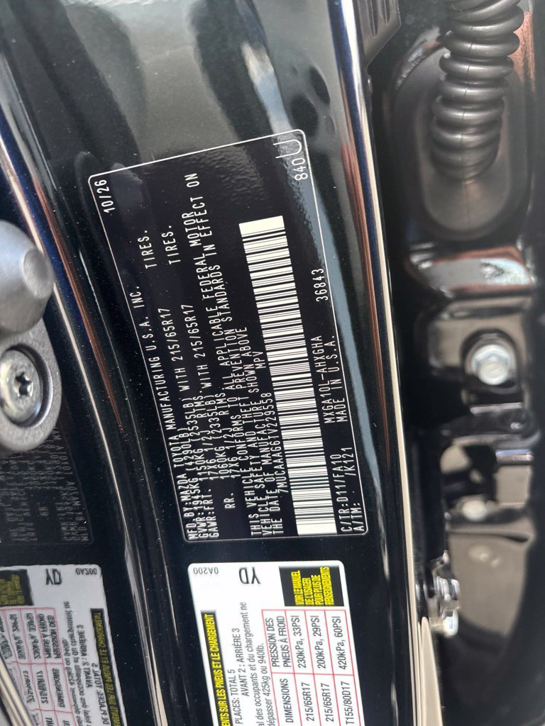 New 2026 Toyota Corolla Cross LE FWD image 10