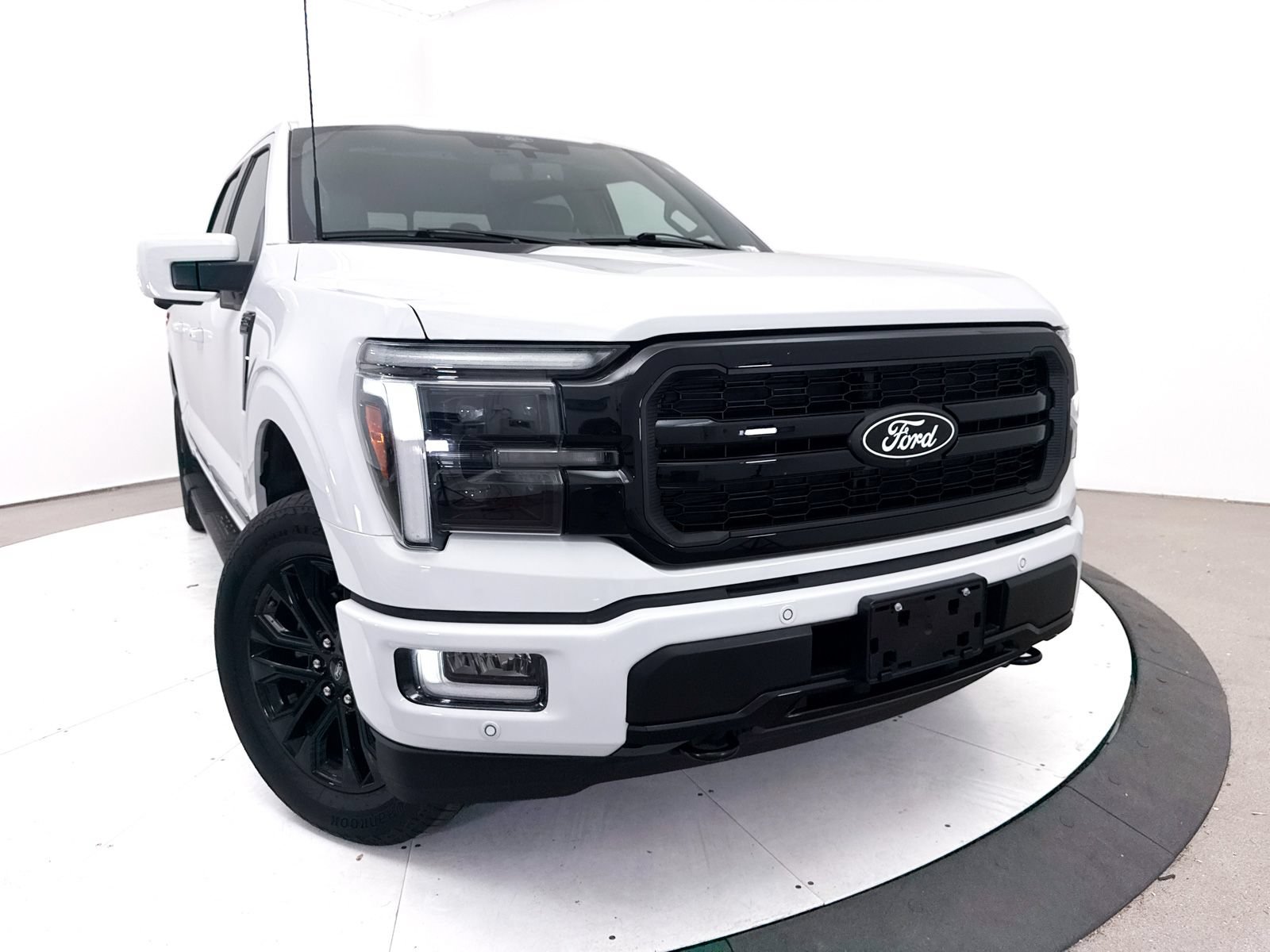 Used 2024 Ford F150 Lariat w/ Equipment Group 502A High AWD/4WD image 7