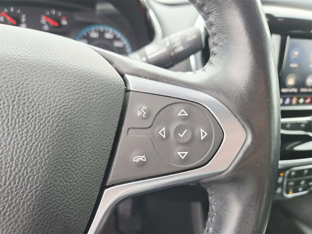 Used 2021 Chevrolet Traverse LT image 22