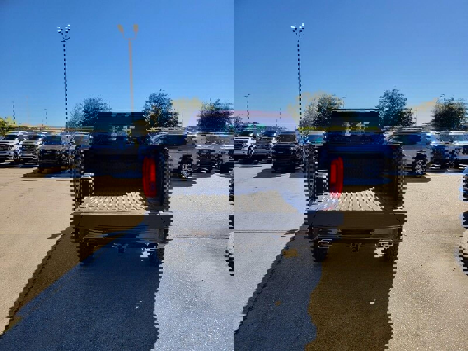 New 2026 GMC Sierra 1500 AT4 w/ AT4 Premium Package image 7