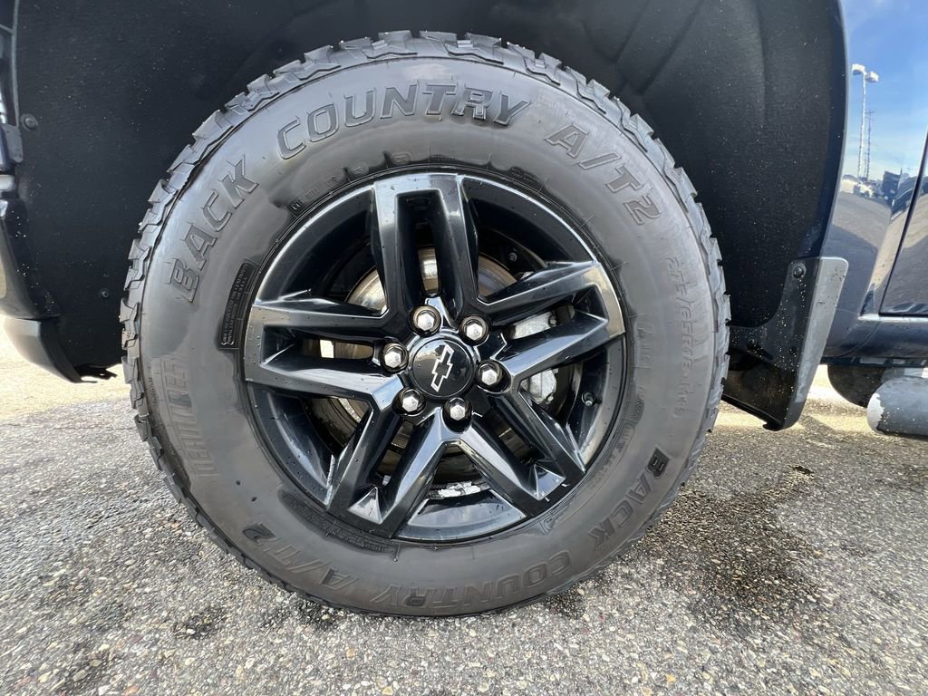 Certified 2019 Chevrolet Silverado 1500 LT Trail Boss image 32