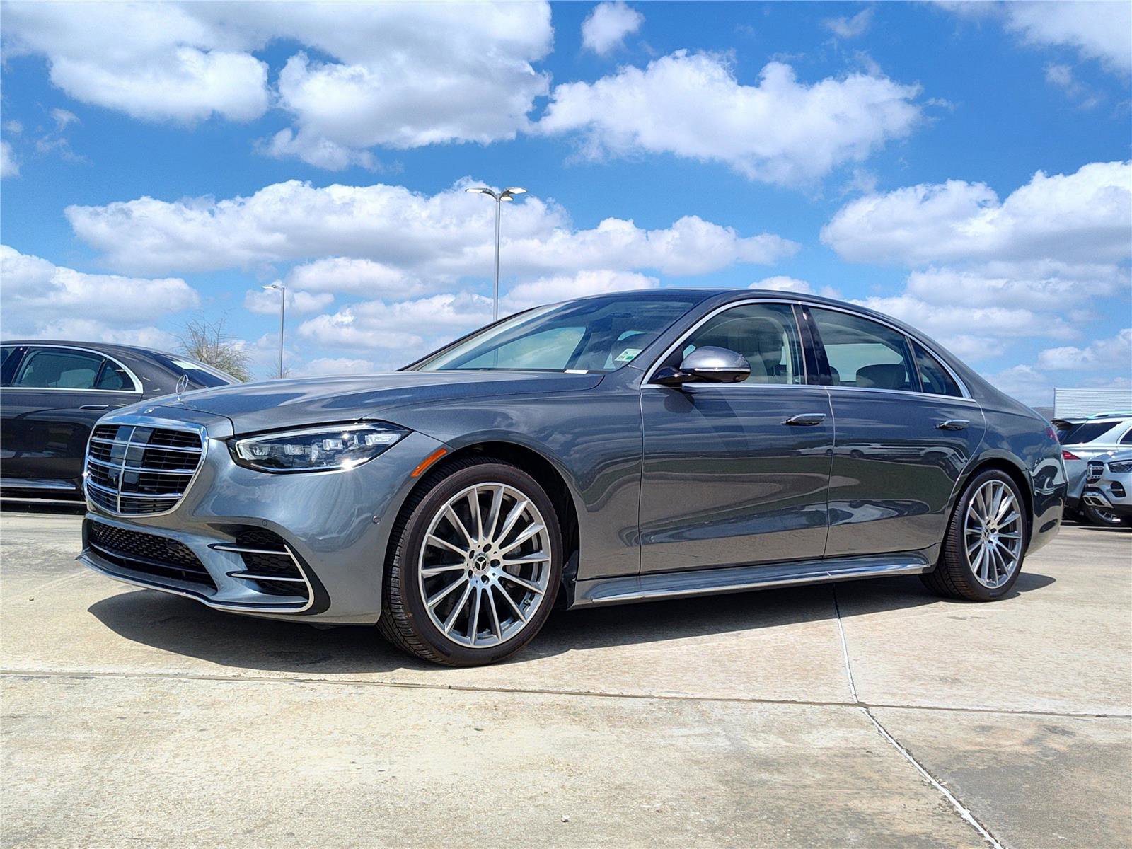 New 2025 Mercedes-Benz S 580 4MATIC Sedan