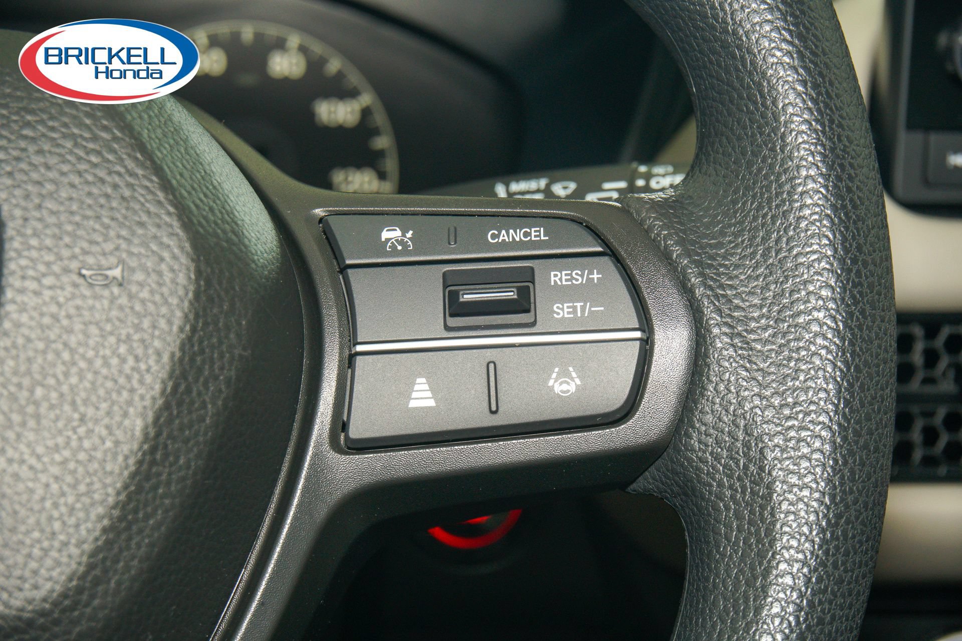 Certified 2024 Honda HR-V LX image 30