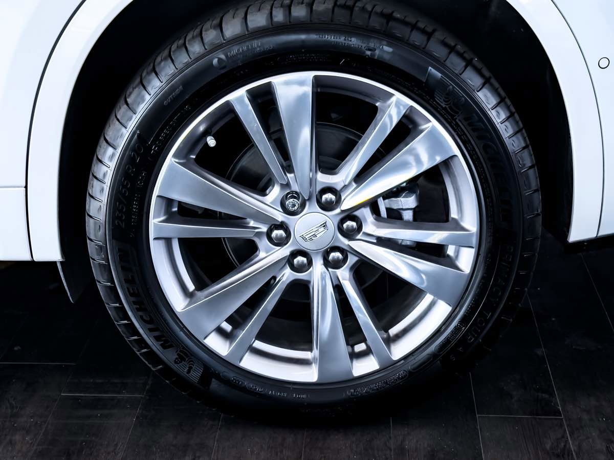 Used 2024 Cadillac XT6 Premium Luxury w/ Technology Package image 22