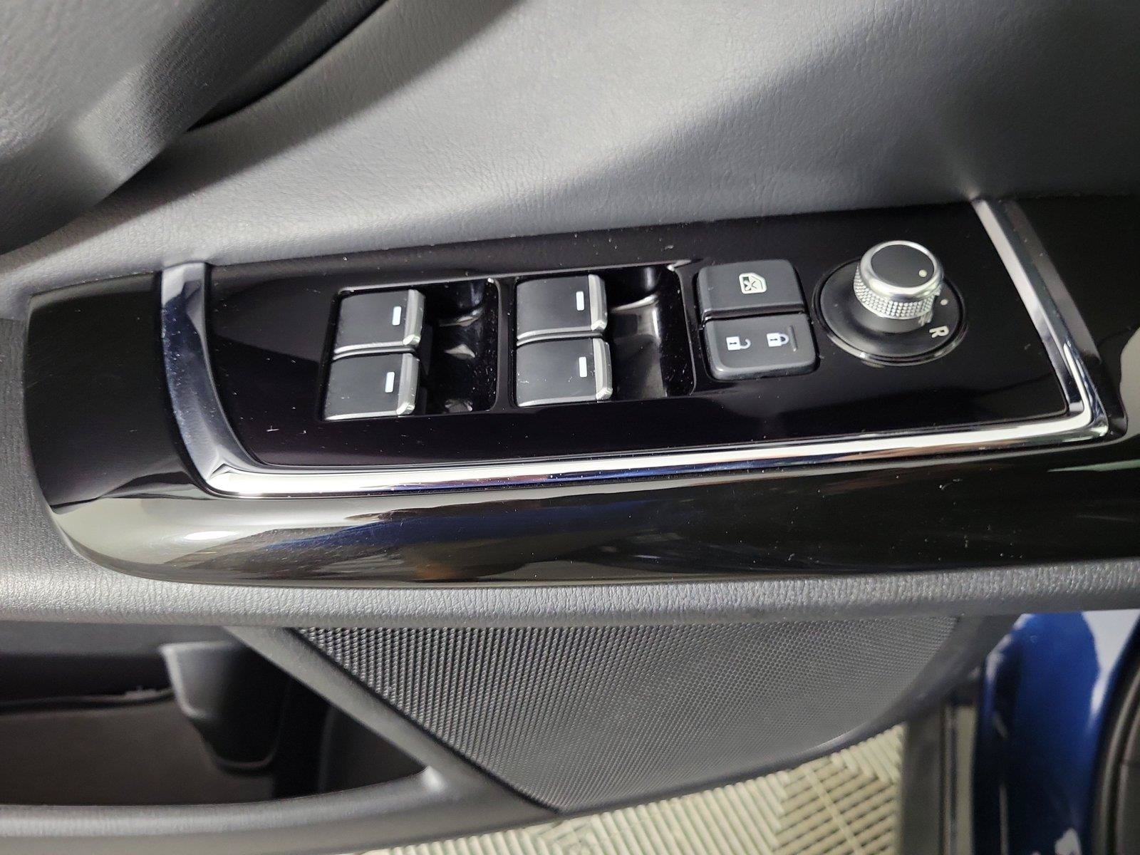Used 2023 MAZDA CX-9 Touring AWD/4WD image 18