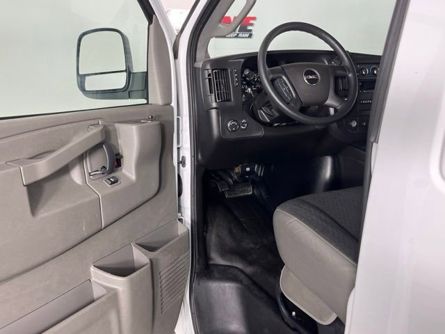 Used 2024 GMC Savana 2500 w/ Driver Convenience Package RWD image 18