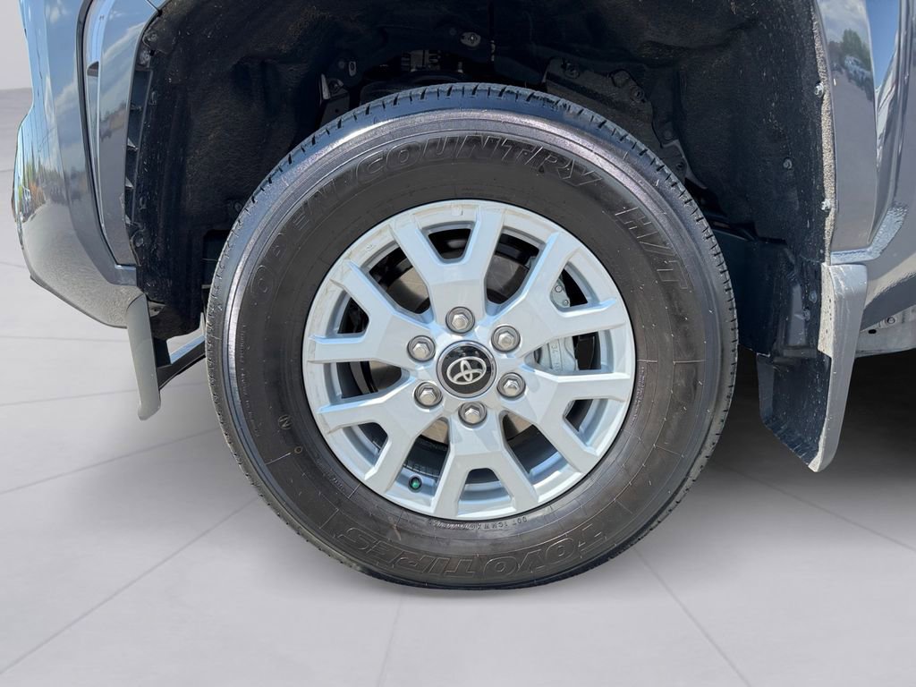 Certified 2026 Toyota Tacoma SR5 image 9