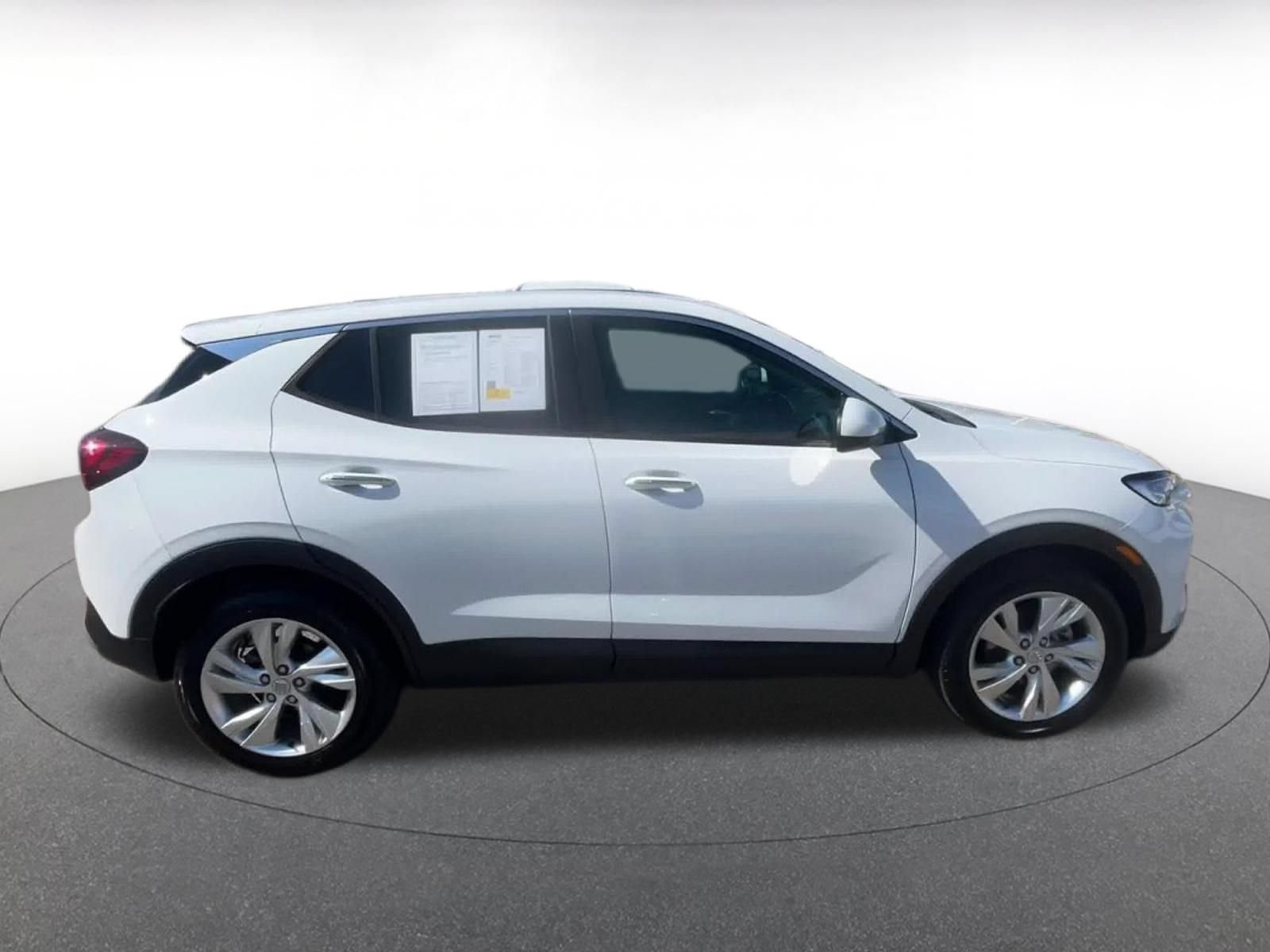 Used 2025 Buick Encore GX Preferred FWD image 16