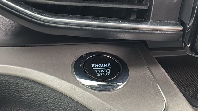 Used 2023 Ford Explorer XLT w/ Equipment Group 202A image 25