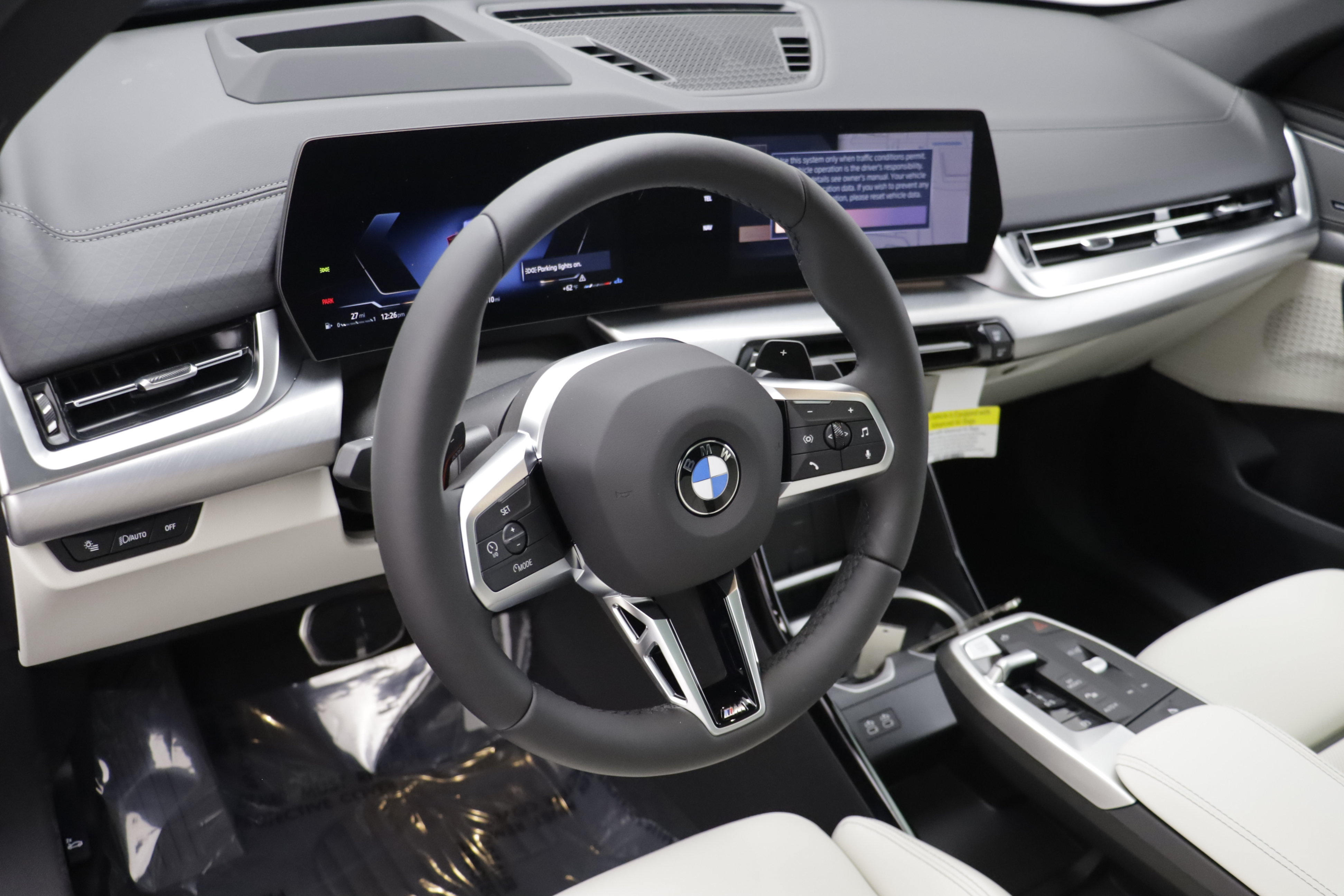 New 2027 BMW X2 xDrive28i w/ Technology Package AWD/4WD image 7